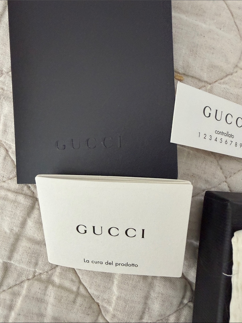 Gucci Black Quilted Leather Card Holder with Gold Double G - Picture 3 of 12